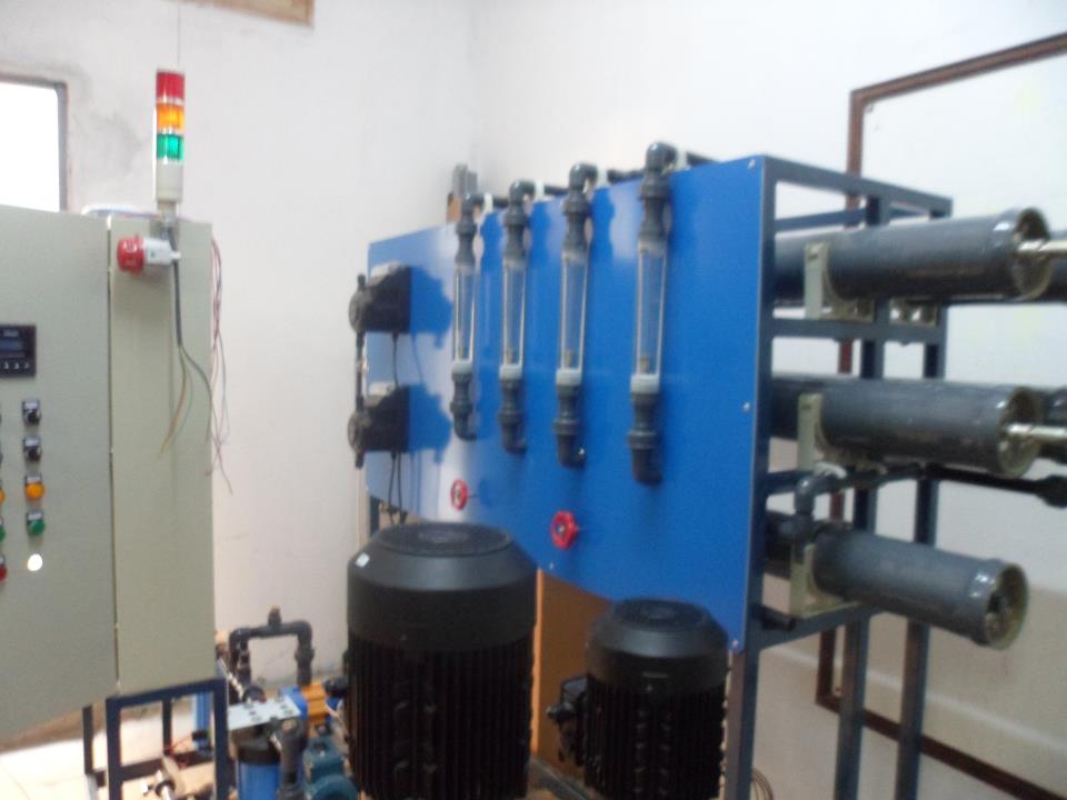  Unite Osmose Inverse - matériels machines unite de purification d'eau par osmose inverse --pour tout usages domestiques & industriels--technologie- membranaire--capacite (m3/h)- selon demande client--