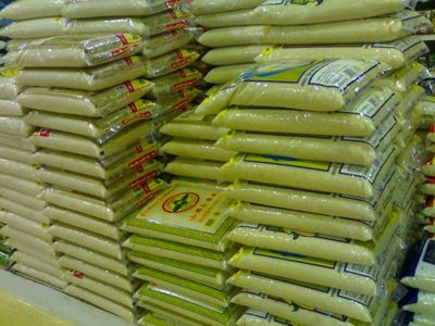  Offre De Vente Riz Et Sucre Uncusma 45;150 Brésil - céréales nous disposons d’une quantité importante des différents games de riz -----riz 100% thailandais,  indien et americain. ( parbolled ou parabole).  ----prix  affaire-   2500 000f / tonne.----riz thailandais,   indien,  chinois 5%----riz  thailandais 25%.--   --riz disponible au togo conditio