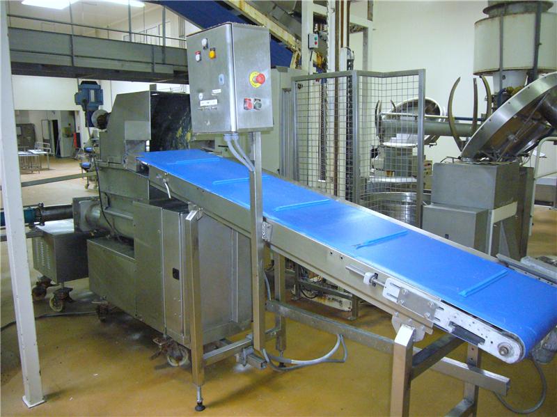  Vente Aux Enchères D'une Extrudeuse Matière Gras - matériels machines vente aux enchères d'une extrudeuse matière grasse  fritsch  type fettpumpe (3000 t/min,  7.5kw,  3x380v,  43.8a) avec convoyeur à taquet 55x250cm.