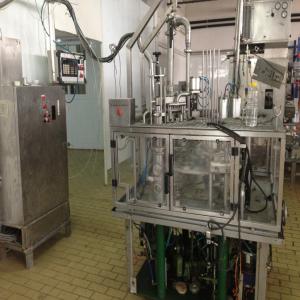  Remplisseuse Pot Plastique - matériels machines remplisseuse pot plastique --marque - hamba,   diam&egrave;tre 96mm, 02 pistes, 4800 pots /heure--equipement- magasin pot,   station scellage,  remplissage 02 tetes,  pose couvercle.--remplissage et de scellage machine pour les produits p&acirc;teux et liquides en pots pr&eacute;form&eacute;s en plastique