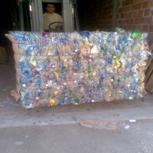  Déchet Pet En Balle - energie renouvelable bonjour --nous sommes une entreprise de récupération des déchets plastiques et papiers et nous pouvons fournir 30 à 40 tonne/mois de déchet pet sale conditionnés en balles de 90 à 220 kg.--prix- 35 da/kg ht.