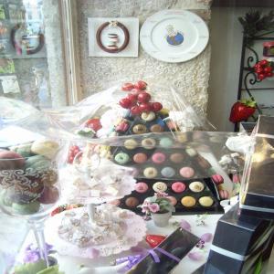  Macarons L'ancienne Sans Gluten - patisserie bonjour, --nous sommes à la recherche de distributeurs pour nos macarons à l'ancienne. nous vous proposons de découvrir nos macarons,  élaborés selon la recette traditionnelle provençale à base de la meilleure poudre d’amande qui soit,  que nous avons re