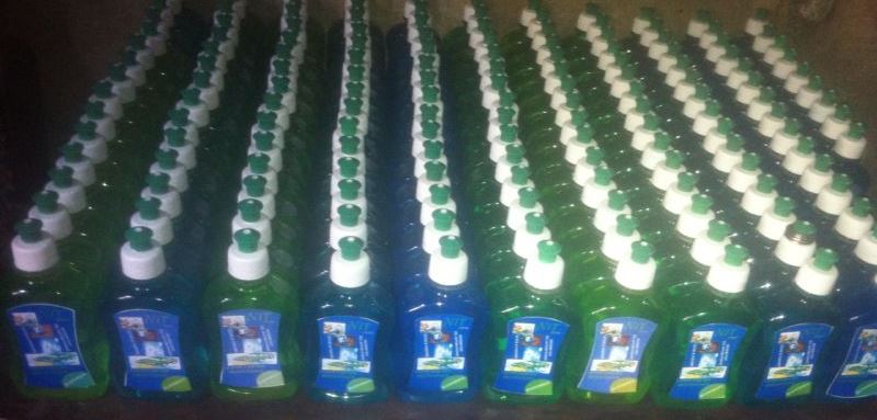  Savon Liquide - hygiene entretien nous produisons et commercialisons une bonne qualit&eacute; de savon liquide . c'est un savon tr&egrave;s efficace et &eacute;conomique dans la vie de tous les jours dans votre vaisselle,  lessive; entretien hygi&eacute;nique plurielle. il existe en boite de 250ml et 750ml. diverses senteurs,  plusieu