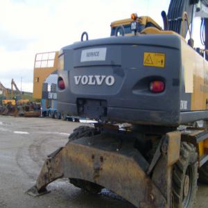  Pelle Sur Pneus Volvo Ew 180 - matériels machines pelle sur pneus --marque volvo--type ew 180c--année 2008--heure 8252 environ--poids 20t 350----équipement--flèche monobloc--monoboom--attache rapide morin--1 godet de terrassement--toute ligne hydraulique (brh et basse pression)--pneus ok--graissage automatique--remplissage carb