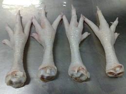  Patte De Poulet, Poulet Complet Halal - viandes et oeufs bonnjour--nous possédons du poulets complets ou pattes de poulets selon la méthode aussi halal--patte de poulet grade a - prix cif pour 2500 mt par mois - 620$--moins de 2500 mt le prix sera cif 670$--poulet complet - prix cif sur demande --svp pas de loi pas de réponse--curieux