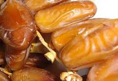  Dattes (daglet Nour) D'algerie Choix - fruits secs et graines grillées nous somme une entreprise sp&eacute;cialis&eacute;e dans l'exportation des dattes d'alg&eacute;rie (daglet nour) fraiches de cette ann&eacute;e 1 choix emballage de 1 kg 2 kg et 4 kg pour le march&eacute; de france et le canada veuillez nous contacter