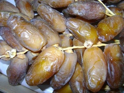  Dattes Deglet Nour Algérie - fruits et légumes offre spéciale pour le mois de ramadan dattes deglet noor algérien de bonne qualité et avec prix très raisonnable branchée et conditionnée dans 1 kg quantité limitée pour plus d'informations,  contactez-nous directement
