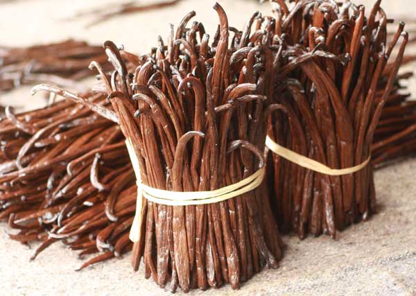  Vanille De Madagascar - épices aromates vous cherchez des vanilles rouge ou noir de bonne qualité,  entre 16 à 18cm. provenant de madagascar; à des tarifs défiants toutes concurrences?--n'hésitez pas à nous contacter,  on est là pour vous fournir des bons produits, aux normes internationales.