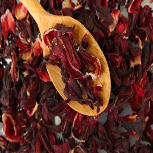  Fleur D' Hibiscus Séchées - fruits secs et graines grillées la fleur d hibiscus appel&eacute;e (bissap,  karkad&eacute;,  oseille) est un v&eacute;ritable tr&eacute;sor  de la nature,  riche en tanins antioxydants et en  vitamines c. on lui attribue des vertus diur&eacute;tiques,  d&eacute;puratives et facilite la digestion,  baisser la pression sanguine et la te