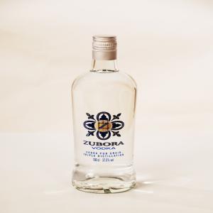  Vodka Whisky Pastis - boisson alcoolisée   vends vodka zubora pur grain et zubora signature vodka de mélasse --  scotch whisky john philipp beck origine ecosse.--  whisky morghan dudley