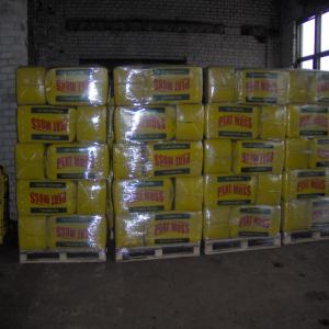  Tourbe, Substrat - horticulture plant biofuel tourbe blanche,  des substrats à base dessus.--70, 250 litres d'emballage et les sacs de 5m3.--navire de la livraison ou du conteneur.