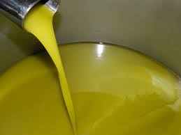  Olive Oil - olis we are a tunisian company specialized in the production of extra virgin olive oil,  a range of different types of formats. best quality and very tastefully,  with a verey good price.--contact us for more information.--good regards. --*****************************************************--nous sommes u
