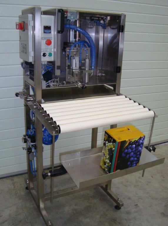  Machines De Remplissage De Poches Bag-in-box - matériels machines spécialiste du bag-in-box depuis + de 30 ans. nous fabriquons des machines de remplissage bag-in-box manuelles ,  semi-automatiques ainsi que des lignes automatiques complètes incluant process,  formeuse,  fermeuse de cartons,  encaissage automatique et palettiseur. emballages bag-in-box d