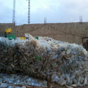  Export Pet - conditionnement je veux offre la possibilité  d'importé des pet lavé de l'algerie vers les autres pays,  et pr les quantité c selon le client des prix resonable.