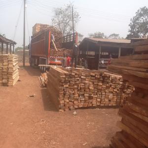  Fourniture De Planche De Bonne Qualité - bois charbon fibre nous pouvons vous fournir des planches en bois ghanaen de tr&egrave;s bonne qualit&eacute; au burkina,  au niger et au mali. merci de nous contacter pour plus de d&eacute;tails. 