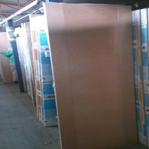  Lot Portes Bois Massif 60 Euros Unité - bois charbon fibre grand société grossite de produits lies au bois de barcelone offre un lot de portes vernisées en bois massif à 60 euros la unité. ----merci me contacter, 