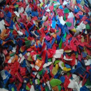  Bouchons Broyés - conditionnement nous sommes une société tunisienne spécialisé dans le domaine de recyclage de plastique.nous avons en stock 15500 kg du bouchons broyé.nous cherchons des clients pour exporter cette quantité.