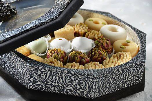  Patisserie Orientale Tunisienne De Haute Qualité - produits sucrés reconnue mondialement,  la patisserie orientale de sfax/tunisie attire les bon degustateurs.-- fourni des delices de haute qualit&eacute; servie en ceremonies/fetes,  aid, cadeaux et pour toujours.--pour cela elle espere etablir des partenariats avec des distributeurs en afrique de nord et ailleurs.--d