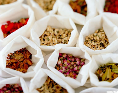  Grossiste Exportateur De Plantes Médicinales - matiere vegetale  notre société propose une très grande variété de plantes médicinales et aromatiques,  authentiques,  présentées sous des formes adaptées à votre activité. notre première motivation est d'assurer à nos clients u