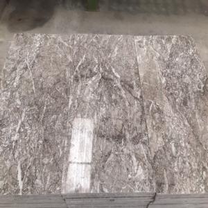  Blocs De Marbre Gris Veiné En Blanc Pour Carreaux - pierre roche nous avons un stock de blocs de marbre gris vein&eacute; en blanc (grey lido ou spider grey) pour carreaux 30*60,  30*30,  40*40 ... ce materiel est utilis&eacute; aussi pour l'&eacute;clat&eacute; en facade de villas,  immeubles,  ainsi que les salles de bains,  cuisines,  marches,  contres marches et pli