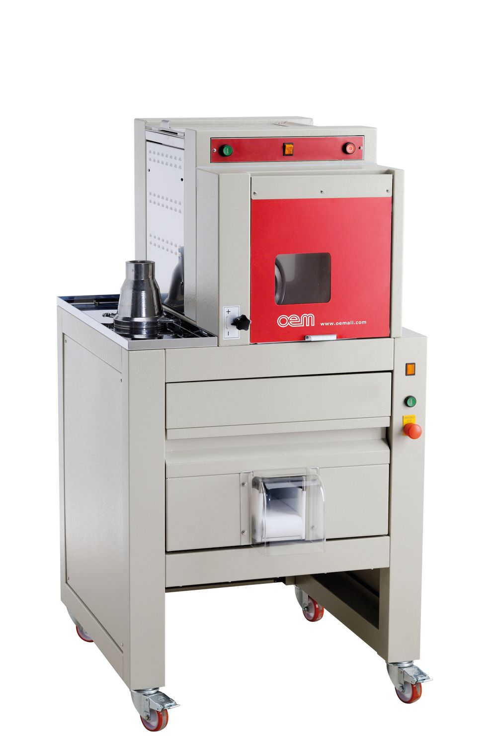  Diviseuse Bouleuse Oem - matériels machines diviseuse boulouse d'origine italienne neuve jamais utilisée,  tres efficace et pratique ,  fait des dévisions de 50 à 300 grs voir 
