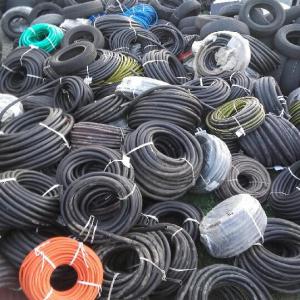  Rouleaux De Tuyau Pour Air, Eau, Huile, Petrole - matériels machines nous disposons des rouleaux de tuyau pour air,  eaux,  huile,  petrole et essence de seconde main et de tres bonnes qualités à des prix très très bas. nous disposons d'une très grande quantité (1 conteneur de 20 pieds). nous pouvons aussi vous vendre juste quel