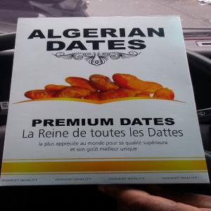  Dattes Prenium - fruits secs et graines grillées 960 kg de dattes premium bio -- disponible immédiatement sur paris --qualité supérieure--origine algérie--4.80 euros le kilos --livraison en europe possible frais de livraison en sus    