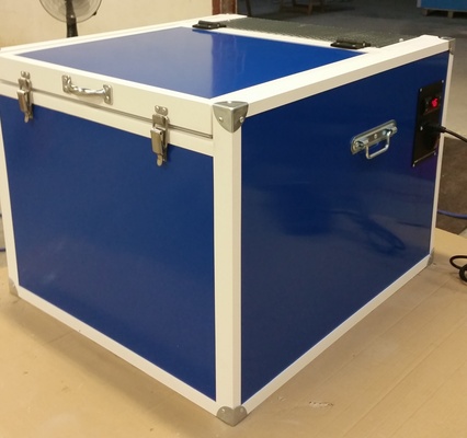  Glacière Réfrigérée Sur Mesure - matériels machines fabrication fran&ccedil;aise pour le transport m&eacute;dical ou alimentaire,  les camping-cars,  les loisirs,  la marine...--mod&egrave;le 12v/ 220v--on fabrique des glaci&egrave;res sur mesure pour l agencement de votre bateau,  camping-car,  etc.----revetement en couleur au choix----tous nos mod&egrav