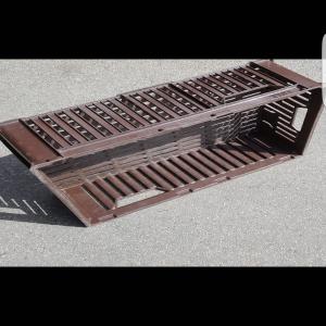  Box Du Plastique - conditionnement societe brinkland emballage met en vente des box du plastique  bon occasion  -----quantite - 1650 pieces --tailles  - 575*380*180 mm--prix     -1, 33 euro par piece--servir pour fruits legumes .....--------