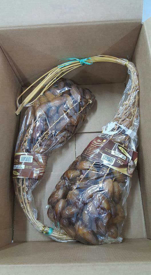  Dattes Algérienne - fruits secs et graines grillées bonjour, ----voici les produits que nous avons en stock, n'h&eacute;sitez pas de nous contact&eacute; nous restons a votre disposition.----cordialement