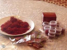  Safran 100% Bio De Taliouine Maroc - épices aromates bonjour à tous et à toutes, --je mets en vente mon safran bio d'origine de taznakhte au sud du maroc.c'est un produit 100% bio sans ajout des autres produits, conservé dans des boîtes adaptés.--possibilité d'avoir des boîtes de 1 gramme est possible.--dis