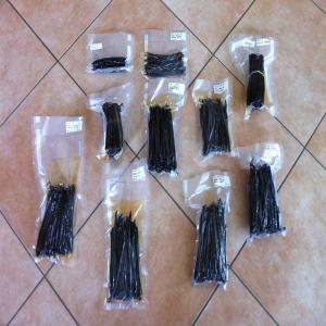  Vanille Du Mexique - épices aromates bonjour,   ----nous avons d&eacute;velopp&eacute; aujourd'hui un r&eacute;seau d'acc&egrave;s direct aux producteurs mexicains de vanille.----avec notre partenaire sur place,  nous avons la volont&eacute; de faire connaitre ses produits rares,  de qualit&eacute;  gourmet ,  sur le march&eacute; europ&ea