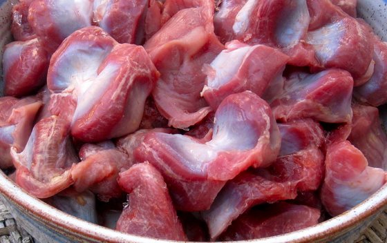  Frozen Chicken Gizzard,hearts And Liver - meat and eggs we offer accurate services,  specified quality,  clean packaging with delivery on time. - factory produce,  clean packaging,  caution loading of goods into the transportation vessel,  save transportation of goods to the shipping site.our whole frozen chicken are specially hand slaughtered accordingly to 