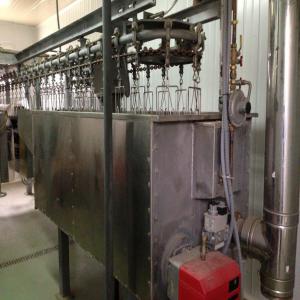  Abattoir De Poulet - autres abattoir plein 500 poulets par heure,  vitesse variable. très bon état.--des caractéristiques---chaîne--assommoir--échaudage--éplucheur--laver les canaux--caméra et compresseur froid