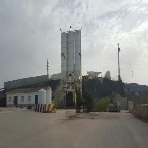  Unite De Production De Beton - ciment unite a  beton  compos&eacute;es de ----3 silos de 90 tn pour stock de ciment avec une &eacute;chelle de lourds et tous leurs accessoires (siansfin de d&eacute;charge de chaque)--filtres de ciment d&eacute;passant les t&eacute;l&eacute;chargements --- 4 cuves pour agr&eacute;gats de 90 m3 chacun un 