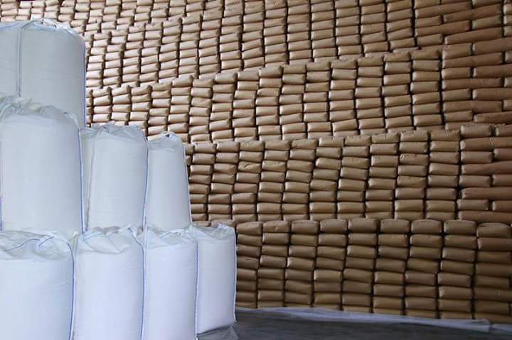  Sucre Blanc /white Sugar/bresil/icumsa45/ - produits sucrés nous sommes une société spécialisée dans la commercialisation de produits agro-alimentaires tels que le sucre.--depuis plusieurs années nous transportons,  conditionnons,  livrons des produits  hautes gammes pour le compte de nos clients.--nous avons a notre disposit