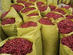  Vente De Piment, Variété Bec D’oiseau - épices aromates en partenariat avec le réseau des producteurs de piment(repropi) et plusieurs coopératives de producteurs, nous mettons en vente le piment notamment la variété bec d’oiseau sous toutes ses formes à des prix concurrentiels selon la saison.--mode de paiement - cash ou