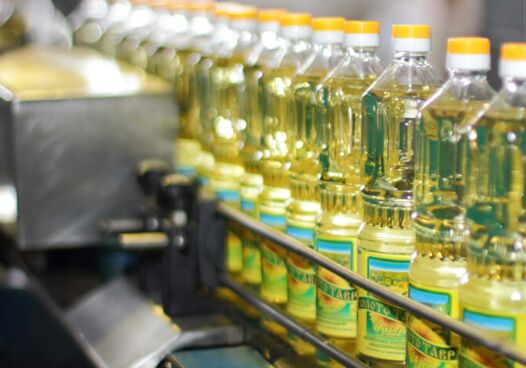  Huiles De Tournesol - huiles bonjour nous sommes une société senegalaise basé au senegal et paris ,  nous cherchons des clients pour l huile de tournesol de la bonne qualité provenance ukraine merci de nous contacter cordialement.
