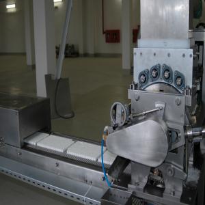  La Machine De Sucres En Morceaux Automatique 25to - matériels machines fabrique des machines de sucre en morceaux alimentant le système de spiral automatique avec l unité d alimentation de sucre d une capacité de production de 25 tonnes/jour type rg425 avec son expérience de plus de 10 années. le sucre en poudre cristal venant dans la