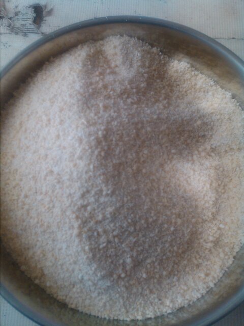  Gari Togolais - autres description complète la plus détaillée possible(200 caractères minimum)je fournis du gari de bonne qualité propre et délicieux.il est concervé dans de sacs de 50kg bien entretenus.je le vens en bol et en kilo;tout dépend de la volonté du