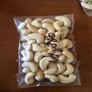  Amandes D'anacarde Non Grillées - fruits secs et graines grillées nous proposons des amandes d'anacarde non grillées,  de très bonne qualité w320 en fob disponible sur la guinée bissau. 