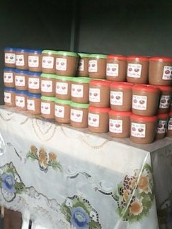  Pure Arachide - fruits secs et graines grillées avez vous entendu parler de la pâte d'arachide appeler pura? pura c’est de l’arachide pure,  naturelle et super qualité. faite votre sauce d’arachide avec pura et vous en témoignerai. vous pouvez consommer le pain,  l'atieke et autre avec pura. avec pura gagnez de l’argent en deven