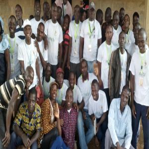  Jeunes Producteurs De Tomate Petomech Danané - fruits et légumes notre association est en passe de mettre en oeuvre son projet de production memesuelle de 20 tonnes.besoin d'appui et de marché national ou international.nous sommes le comité des jeunes de mahapleu,  dans le département de danané,  région du tonkpi.nous entendons re