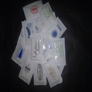  Sachets De Sucre - produits sucrés notre soci&eacute;t&eacute; situ&eacute;e &agrave; k&eacute;nitra produit et vend les sachets de sucre blanc granul&eacute;.--le grammage est detemin&eacute; par le client.--possibilit&eacute; de personnalisation.