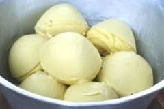  Vente De Beurre De Karite De Bonne Qualite - matières grasses je dispose de 100kg de beurre de karit&eacute; de bonne qualit&eacute; provenant du nord de la cote d'ivoire.( korhogo)la livraison se fait &agrave; abidjan pour une commande au dela des 100kg il n y a aucun soucis. je fais &agrave; 1500f cfa/kg. merci et franche collaboration.