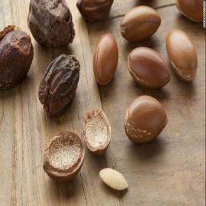  Natural Cosmetics Products - hygiene maintenance                                                 let's be partner --hello everyone,                                   --we are a morrocan company extracting and exporting argan oil,  prickly pear seeds oil, ..--we're producing also others naturals hair&skin care,  --quality is our first concern,  and we h