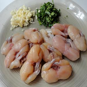  Fournisseur De Cuisse De Grenouille - viandes et oeufs je suis à la recherche de fournisseurs de cuisses de grenouille comestible déjà traité,  calibrées en provenance d'afrique uniquement.