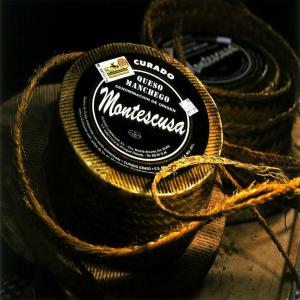  Fromage De Brebis De Luxe - lait et produits laitiers transforme le fromage manchego,  artisanat ancestral &eacute;labor&eacute; depuis plus de 4000 ans au c&oelig;ur des plaines de la mancha,  en un v&eacute;ritable art.--directement du producteur,  con&ccedil;u par fromageur afineur juan carlos lominchar,  gagnant d'une longue liste de r&eacute;compenses