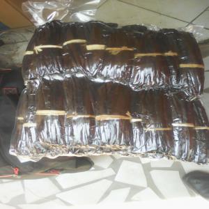  Fournisseur Vanille Noir De Madagascar - épices aromates                                        bonjours &agrave; tous les membres --nous sommes la famille producteur , fournisseur de la vanille ici &agrave; sambava madagascar.--je suis ici &agrave; la recherche des preneurs ,  acheteurs international du vanille top qualit&eacute; .--actuellement,  nous poss