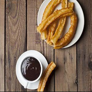  Viennoiseries Churros Surgelés Dessert Snacking - patisserie fabricants de churros,  chichi,  chocochurros,  3 minutes au grille-pains ou au four traditionnel et c´est pret ! nous sommes déjà présents sur le canal horeca et retail en espagne,  belgique,  en angleterre,  au benelux... nous recherchons de nouveaux clients dans le canal retail gra